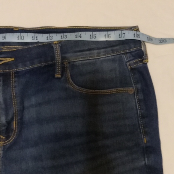 Old Navy Short Classic Bermuda Jean Mid Rise Stretch Dark Blue W 14 Whiskers Zip - Picture 5 of 10